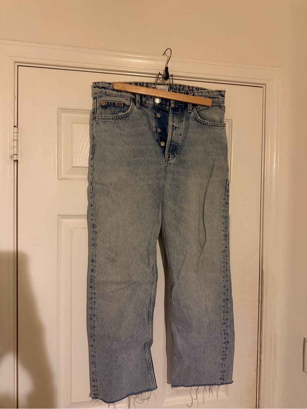 Light Wash women’s cropped Jeans - Classic Button up